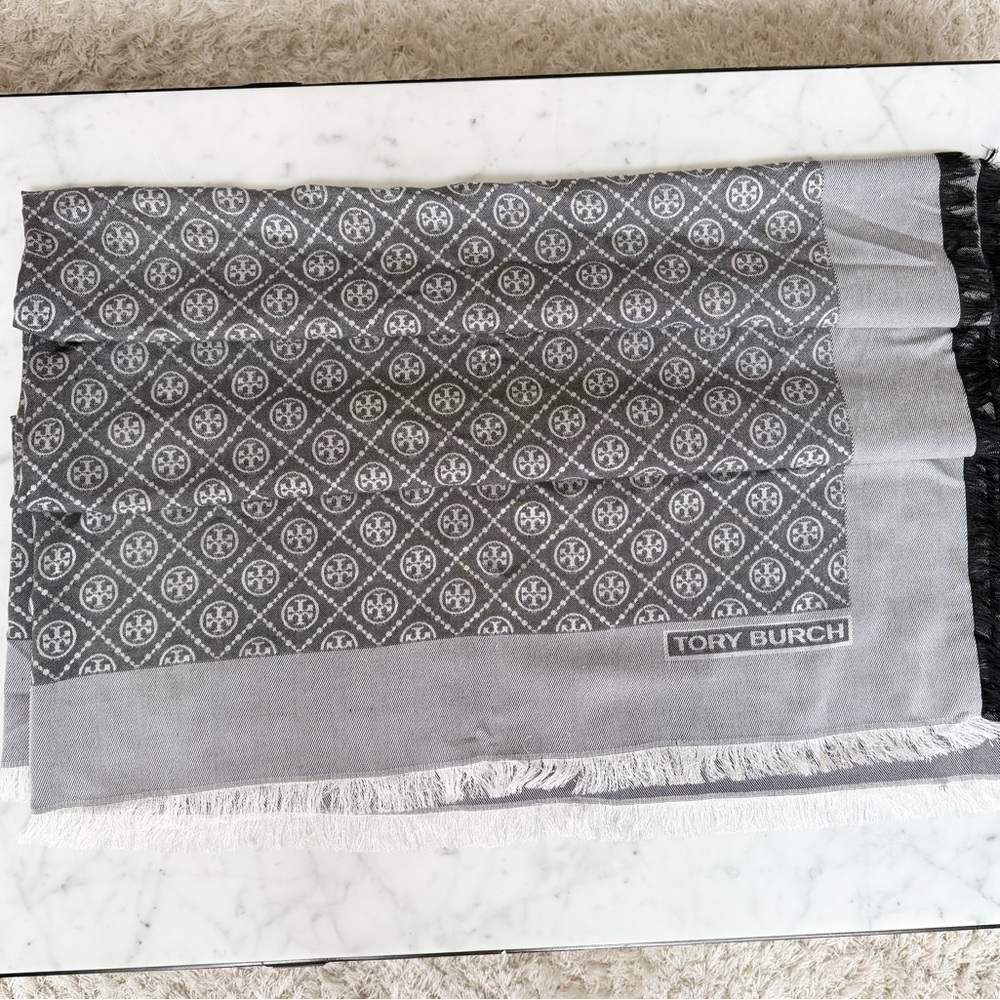 Tory Burch T Monogram Jacquard Traveler Scarf Wrap - Picture 2 of 5
